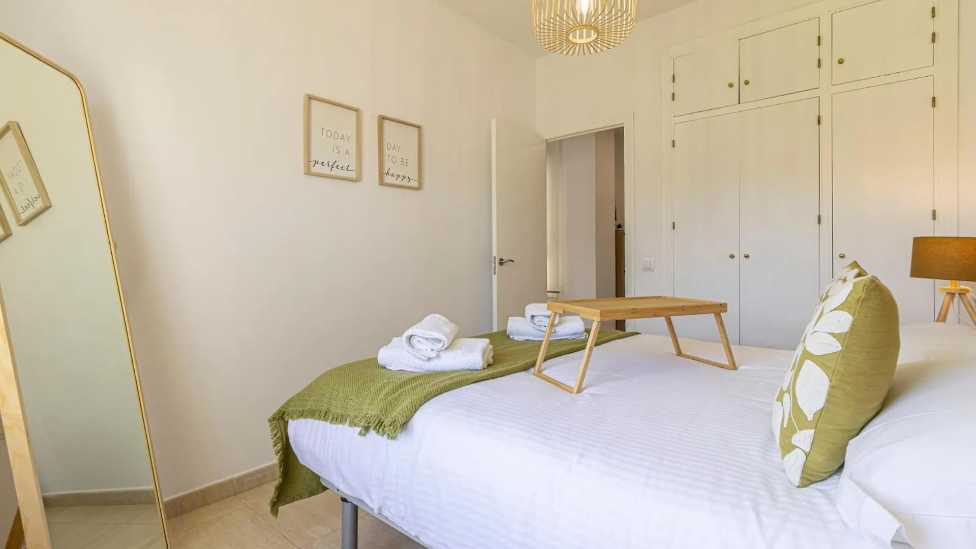 Allo Apartments Arroyo Atico Parking 1 Habitacion Jerez de la Frontera Spain